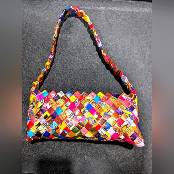 COLORFUL Candy Wrapper Purse Shoulder Bag Zig Zag Zipper Handmade Recycled 9" - Picture 1 of 3